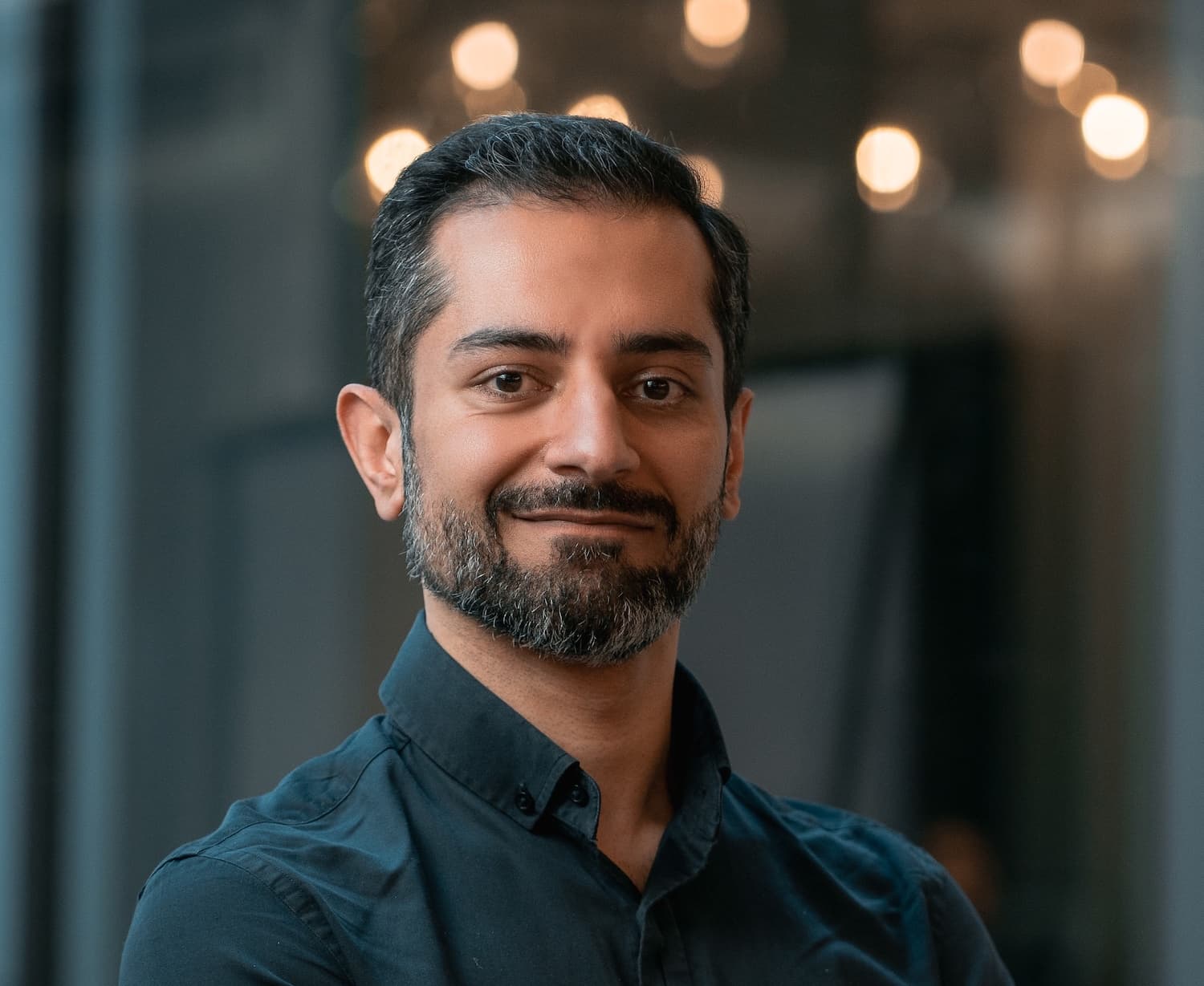 Adjmal Sarwary portrait from the original Adjmal website